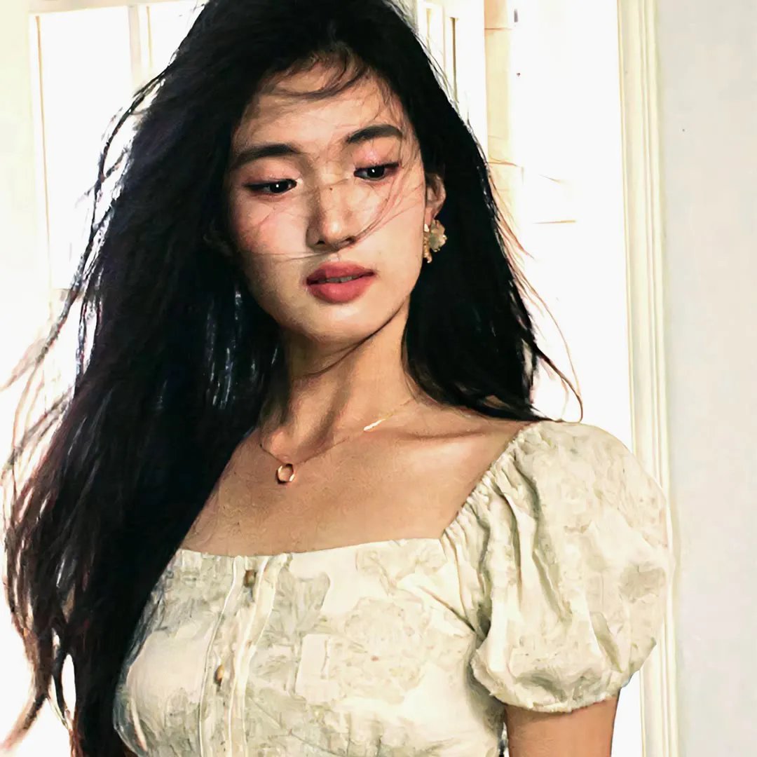 阿罗有枝彩色笔